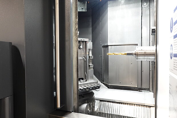 Heller H 4000 – Gebrüder Motor CNC Zerspanungs GmbH