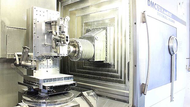 Deckel Maho DMC 70 H – Gebrüder Motor CNC Zerspanungs GmbH